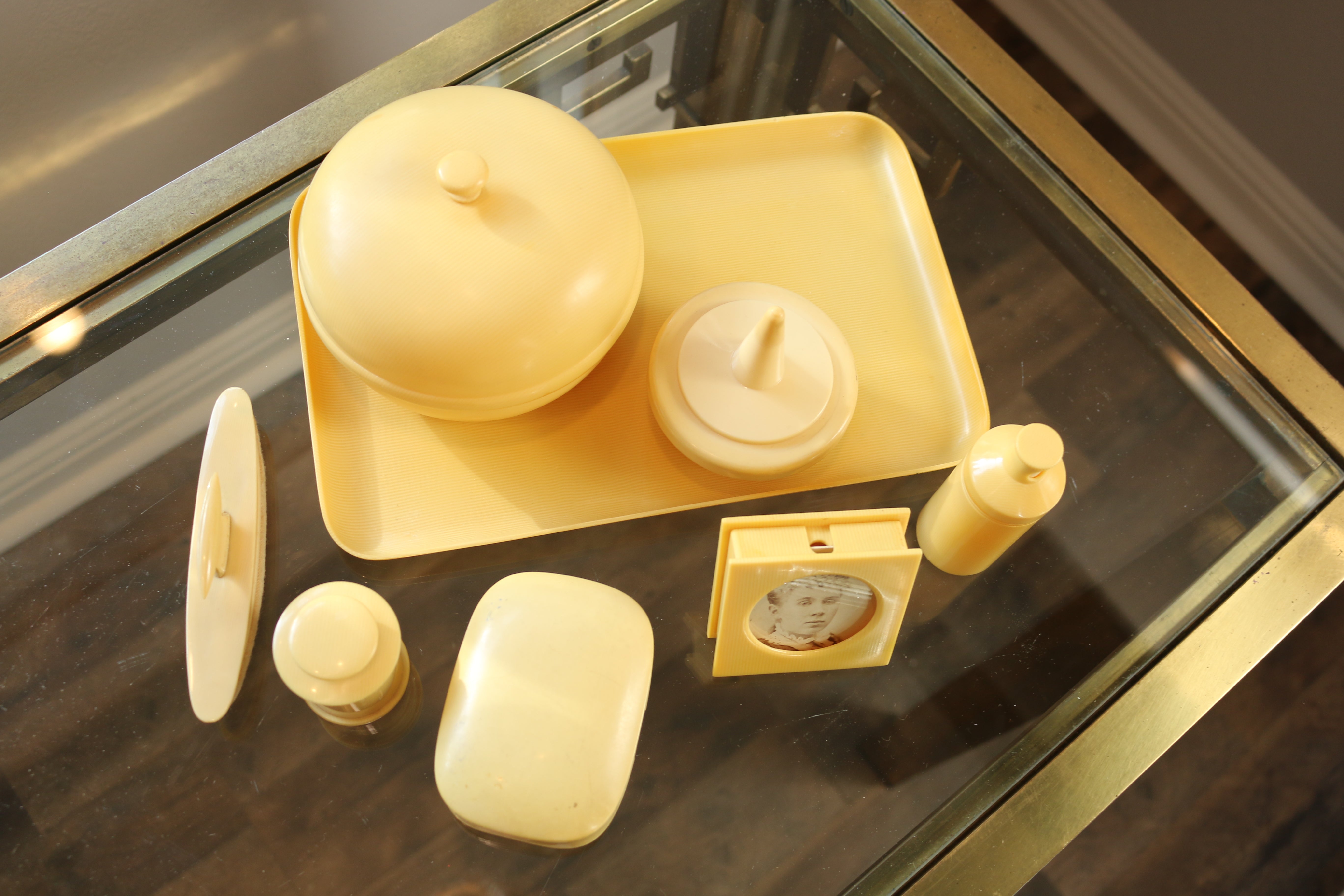 Boxy™ Art Deco Yellow Celluloid Vanity Set